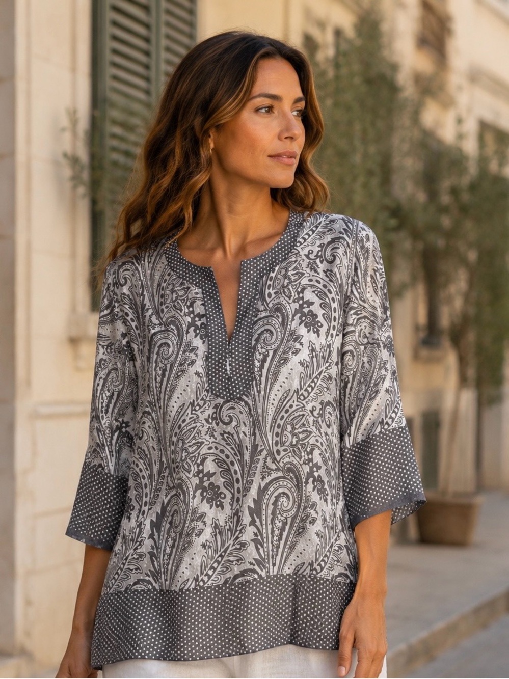 Women's Grey Paisley Split-Neck Tunic Top